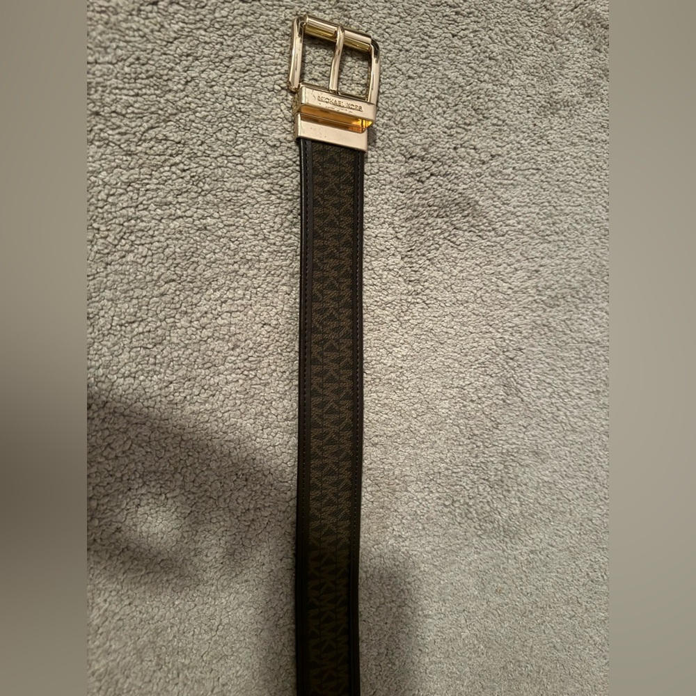 Michael Kors brown/chocolate size small belt.